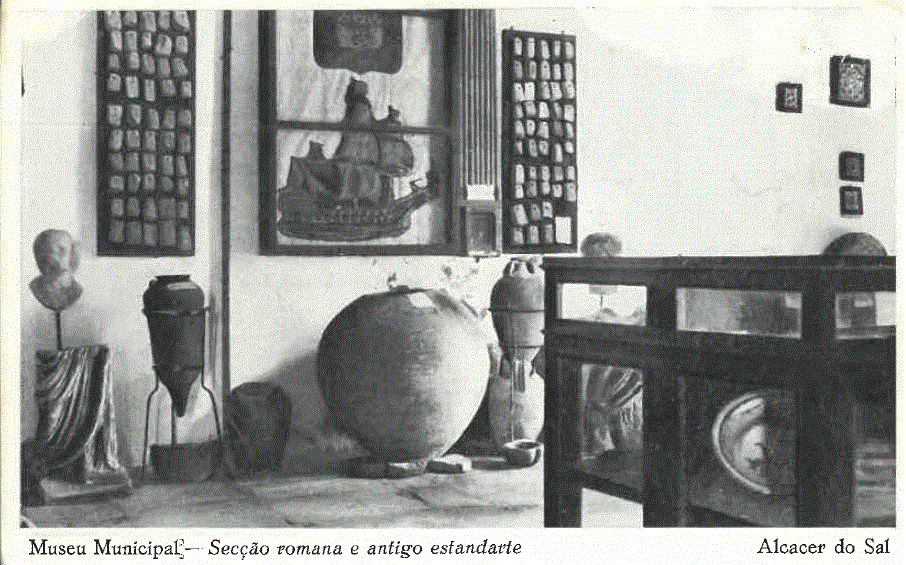 Museu municipal seccao romana e antigo estandarte.