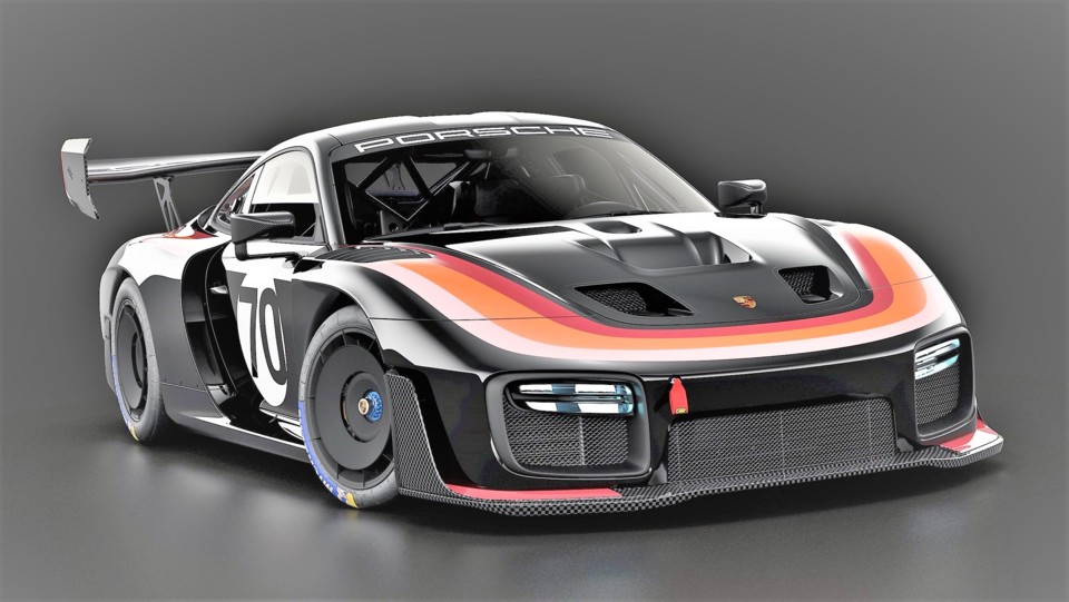 Porsche-935-Clubsport-Livery-7.jpg