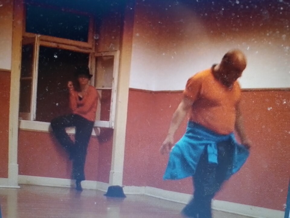 foto do exercicio do curso de formaçâo de atores