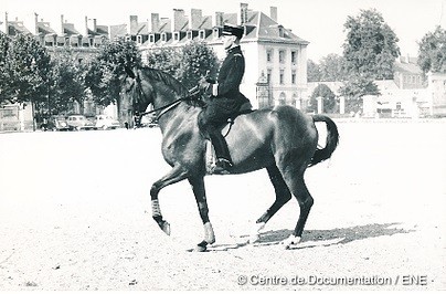 Coronel de Saint-André et «Mirmos xx».jpg