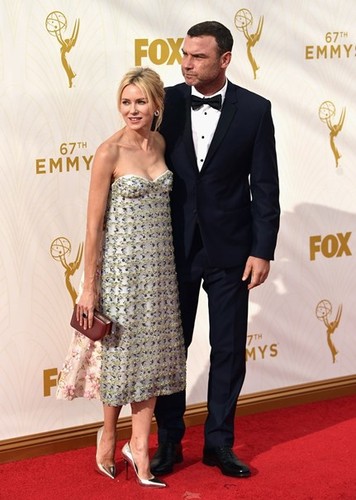 img_386x605$2015_09_21_13_37_15_226652