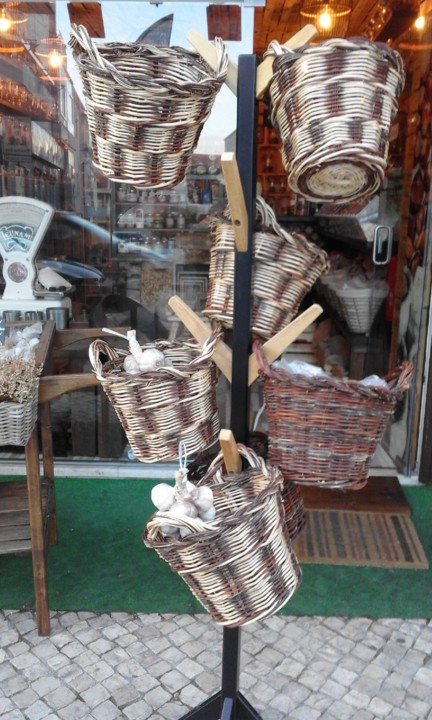 Loja Tradicional. Almada Velha. Foto Original. 2020. 01.jpg