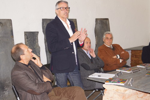 DSC08998.JPG DSC08998.JPG