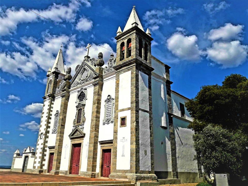 IGREJA_ALCACOVAS.jpg