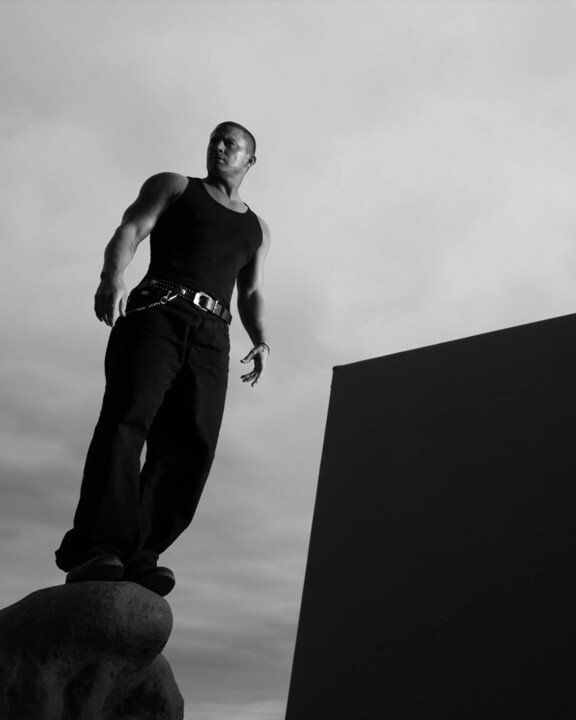 Channing-Tatum-Versace-Eros-Energy-Ad-Behind-the-S