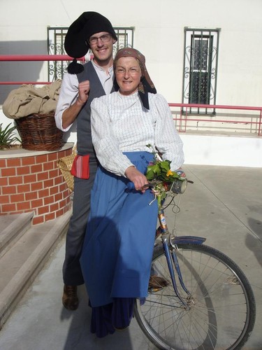 11826034_1622623491333349_5989608827250191741_n.jp