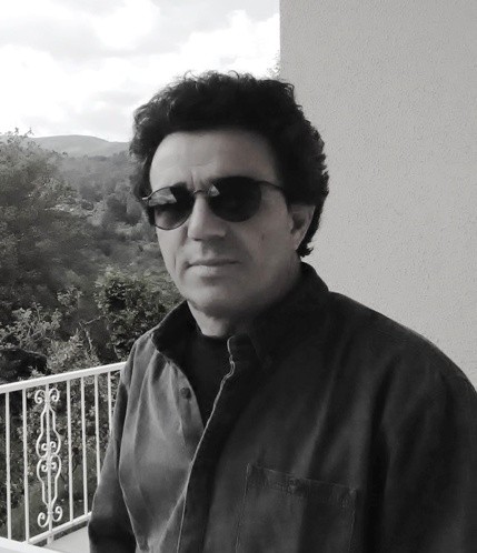 eu preto e branco.jpg