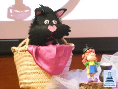 13a_Apresentação_do_Livro_Cláudia_Pinto (7).JPG
