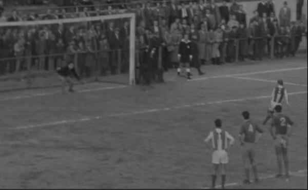 lito(11)e correia marca de penalty.jpg