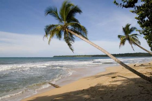 Praia Cahuita, Costa Rica.jpg
