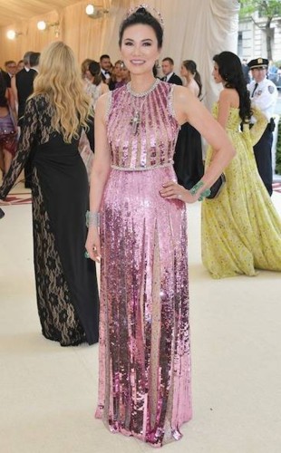 rs_634x1024-180507153536-634.Wendi-Murdoch-Met-Gal