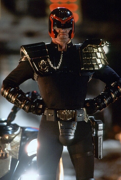 MV5BMTI2MjIyMzI1OF5BMl5BanBnXkFtZTYwNDkxMjA3._V1_.