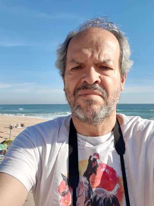 eu praia.jpg