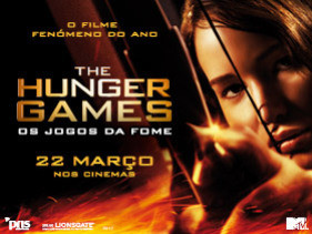 Cartaz anunciando a estreia do filme 'Hunger Games' (Jogos da Fome)