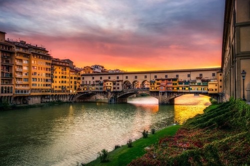 3- The Ponte Vecchio - florence.jpg