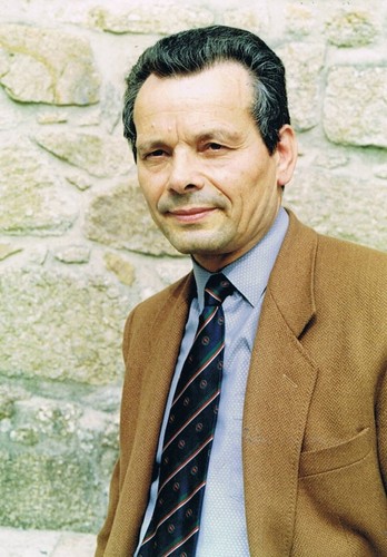 CCE19042011_00001 FOTO e ASSINATURA.jpg