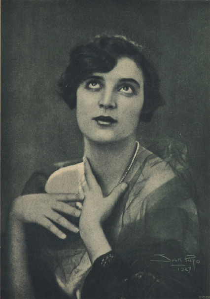 miss margarida bastos ferreira 1.PNG