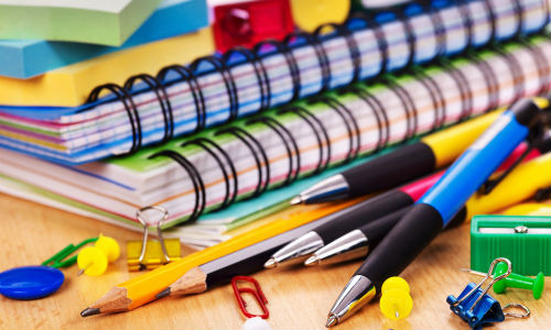 material escolar.jpg