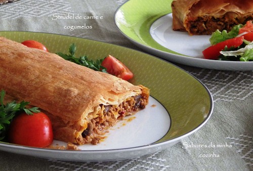 IMGP4032-Strudel de carne e cogumelos-Blog.JPG IMGP4032-Strudel de carne e cogumelos-Blog.JPG