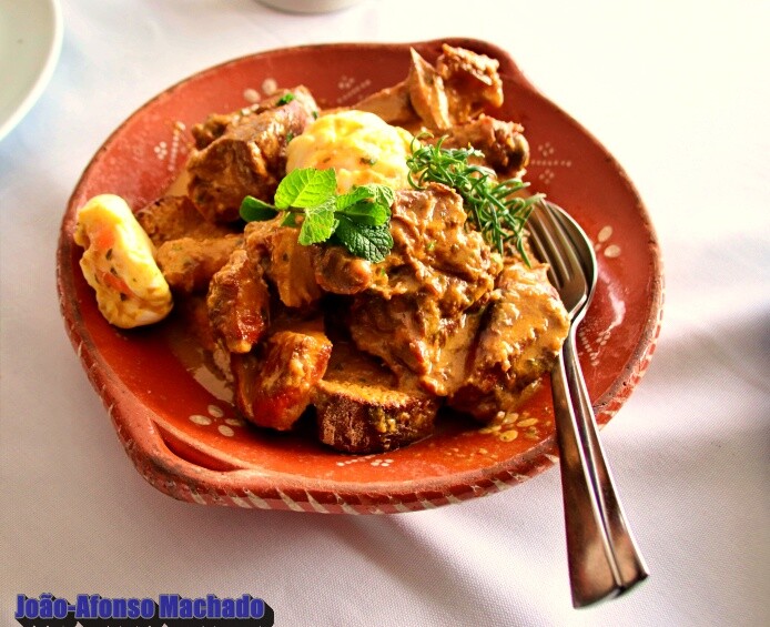 GALINHA MOURISCA.JPG