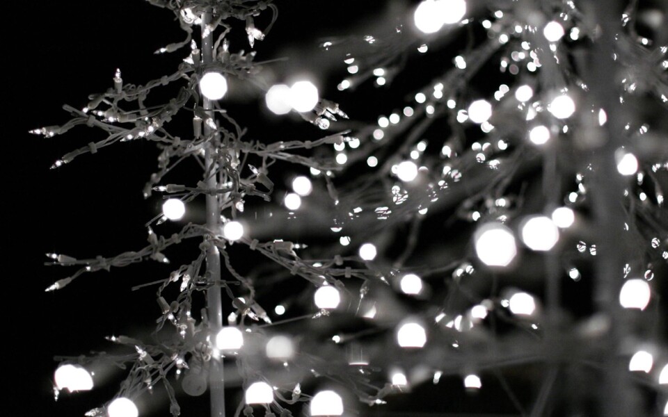 wp7971202-black-and-white-christmas-wallpapers.jpg