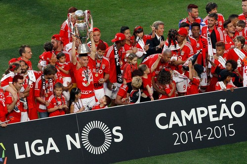 Benfica_Campeão_2014-2015.jpg