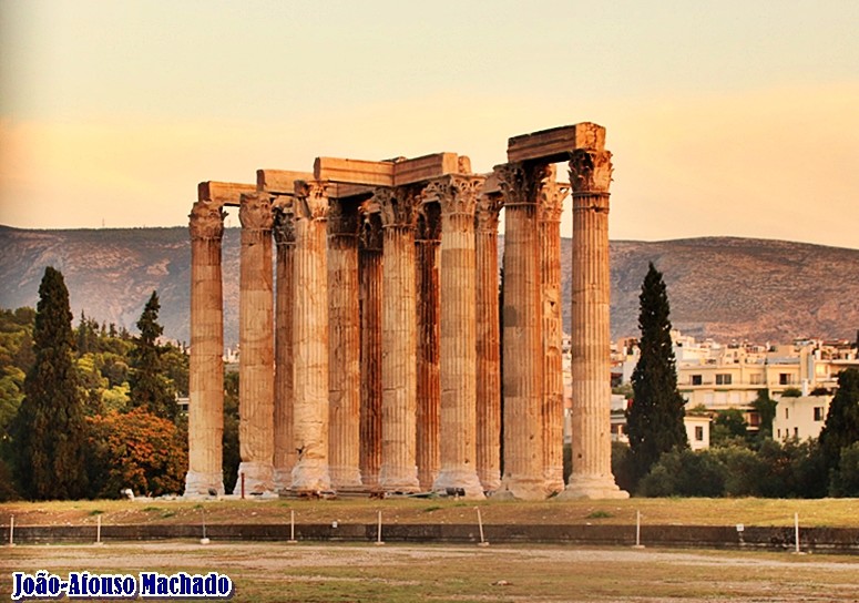 TEMPLO DE ZEUS.JPG