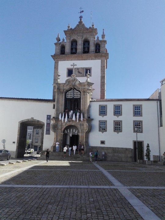 21549549_tRM9B.jpeg 21549549_tRM9B.jpeg