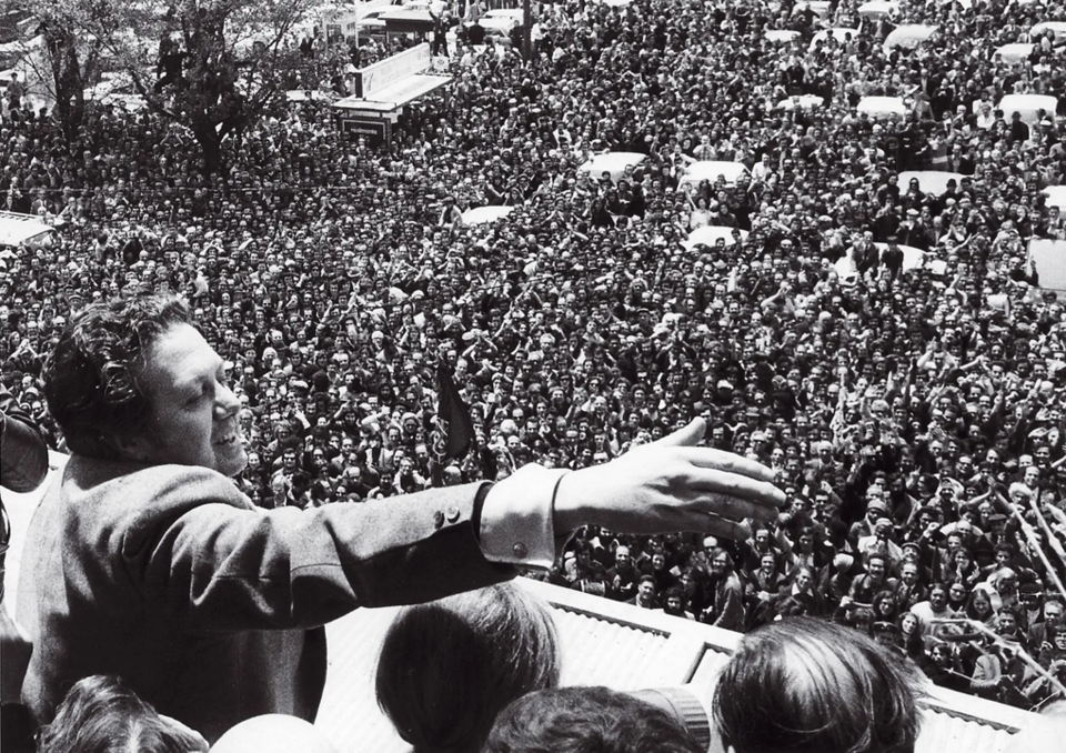 fonte liminosa 1975.png