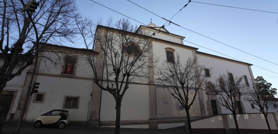 Igreja S. Teresa, fachada.jpg