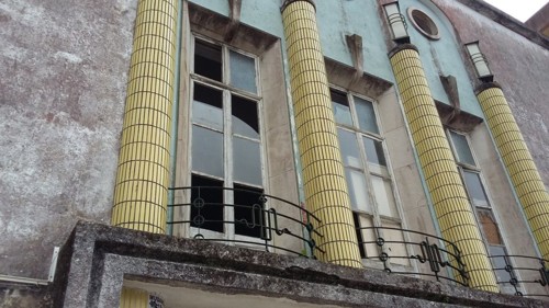 36308839_10216130021381167_7299400879235399680_n.j