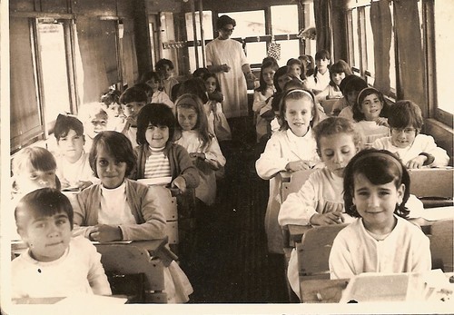 Prof.ª Maria da Conceição, 1971, Bairro do Viso, Porto.