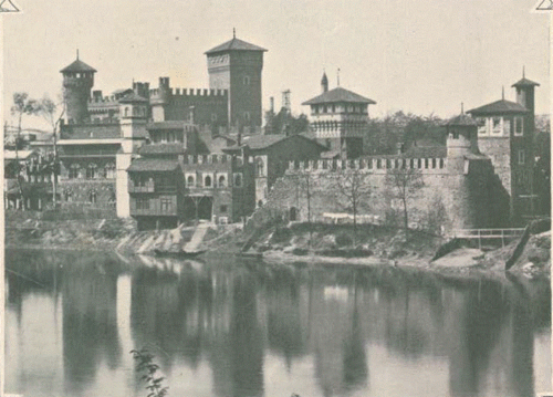 castelo e nucleo medieval de turim.GIF