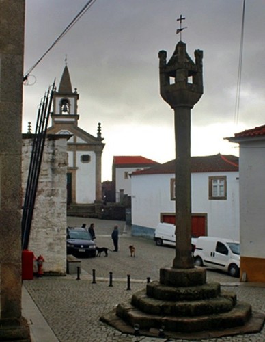 PELOURINHO E MATRIZ.JPG