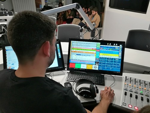 COPYRIGHT: O RAPAZ DAS ILHAS