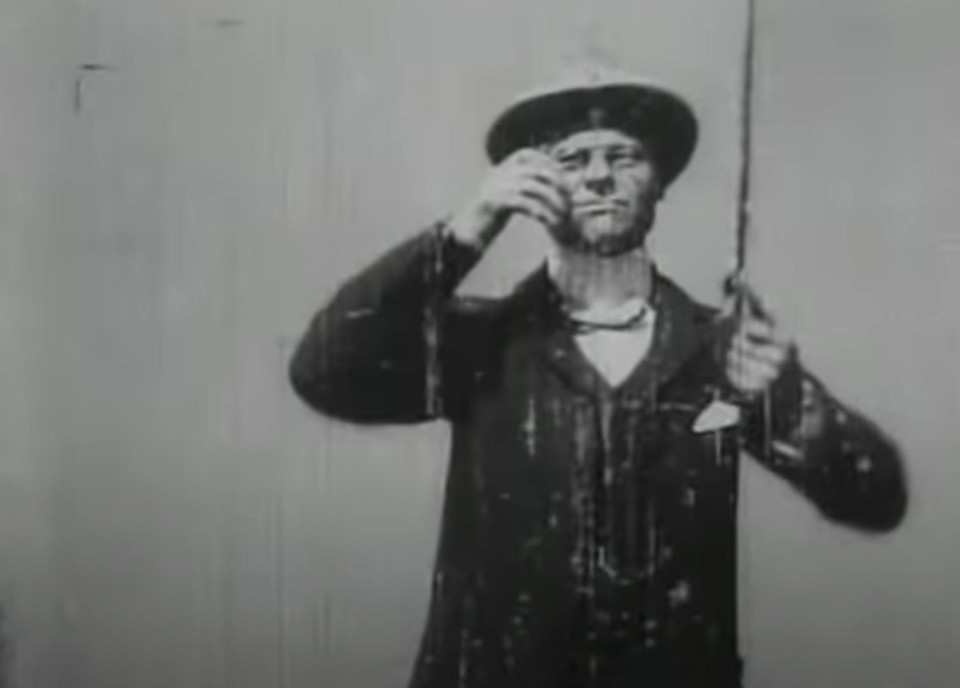 MV5BNzZhNGYwZTgtZDRiZC00OWY0LWI4MGItM2EwNWIyNGIzZG