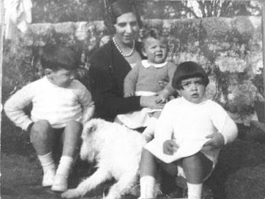 FGA-Mãe e filhos.png