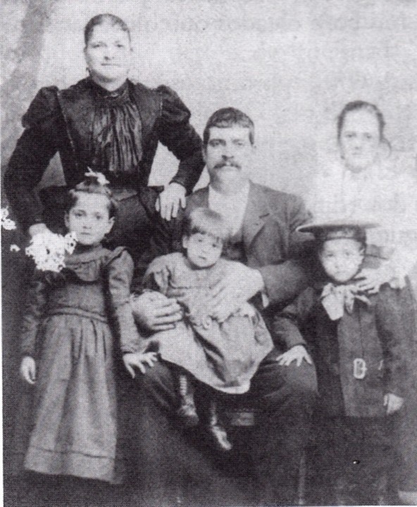 Familia Trindade.jpg