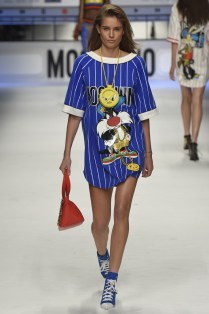 moschino-020.jpg