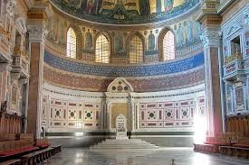 S. João de Latrão-trono papal.jpg