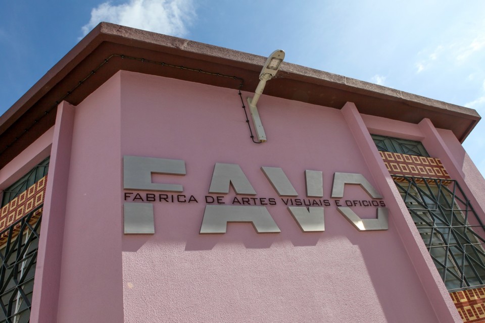 exposições e aulas Espaço Favo (2).jpg