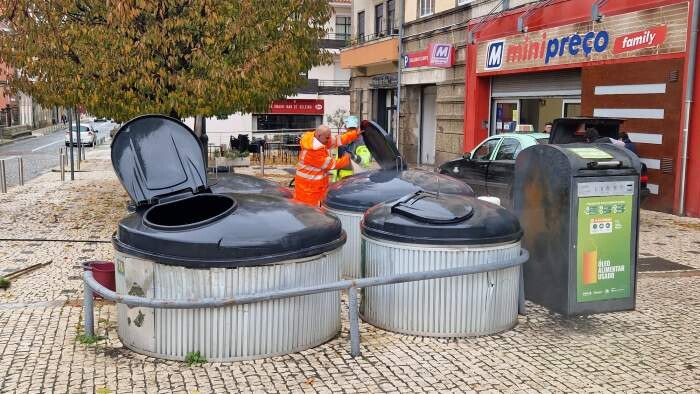 higienização de contentores2.jpg