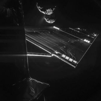 Rosetta_mission_selfie_at_16_km_node_full_image_2.