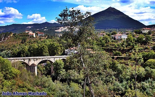 PONTE SOBRE TÂMEGA.JPG