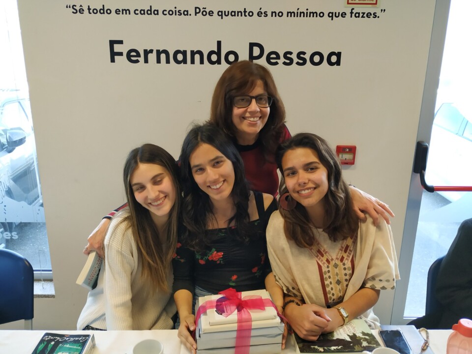 Chá com livros2.jpg