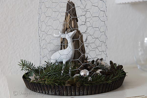 driftwood-Christmas-tree-with-deer-under-chicken-w