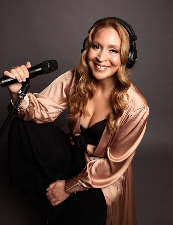 Célia Ramos - 1, 2, 23, 25 e 29 de maio.jpg