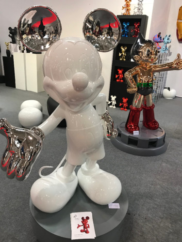 Primeira Casa da Rua by Nuno Matos Cabral na Maiso