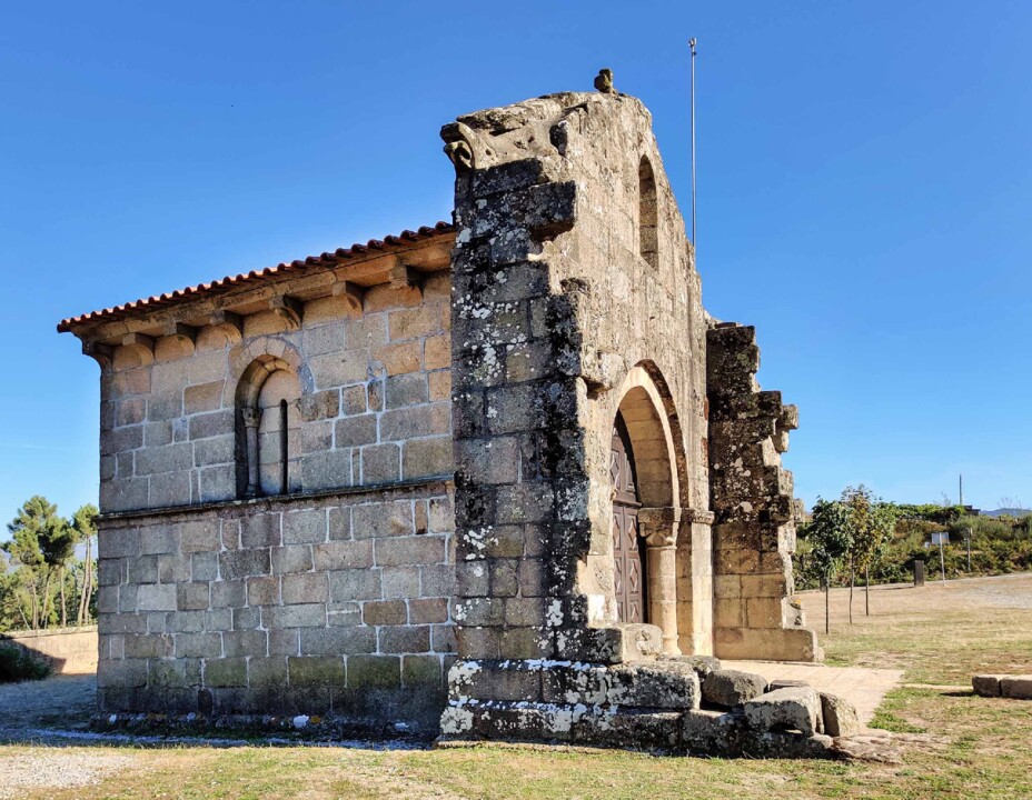 Pormenores românicos.jpg