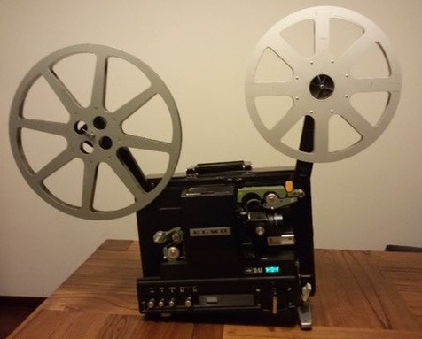 Projetor de Cinema ELMO 16 mm.jpg